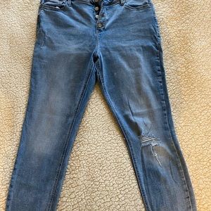 Old navy rockstar jeans. Highwaisted skinny sz 14